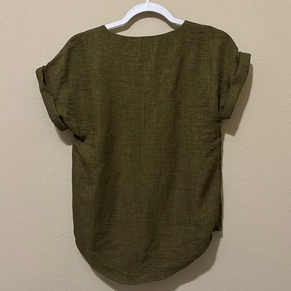 NEW. Monteri Blouse - Picture 4 of 5